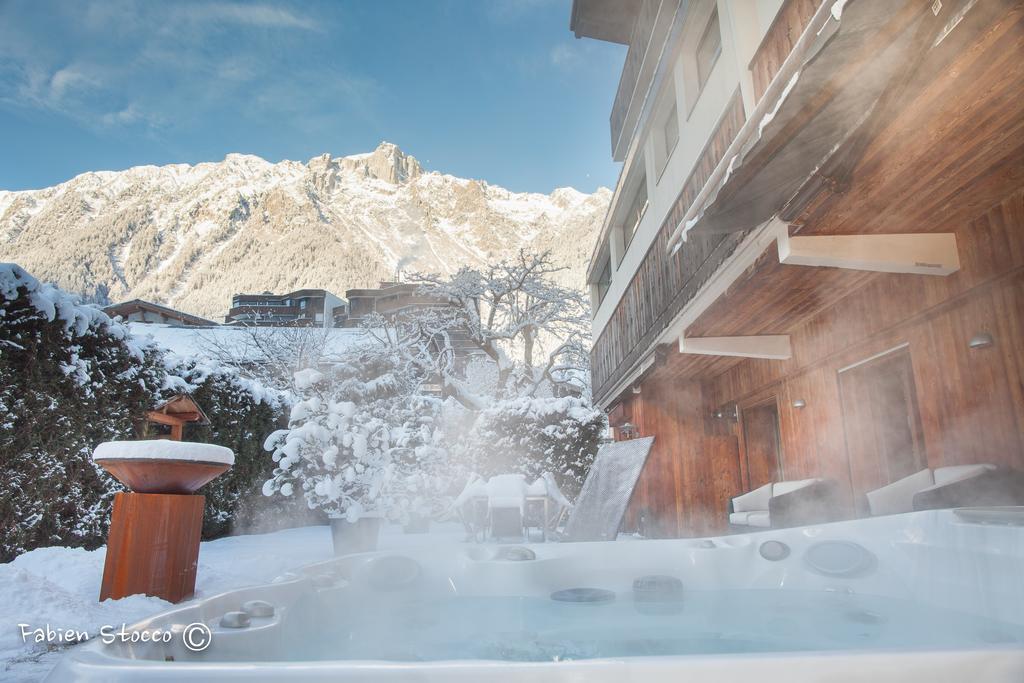 Apartment Au Bon Coin - Luxury Chamonix Hidden Haven, Mont Blanc View, Hot Tub And Garden Exterior photo